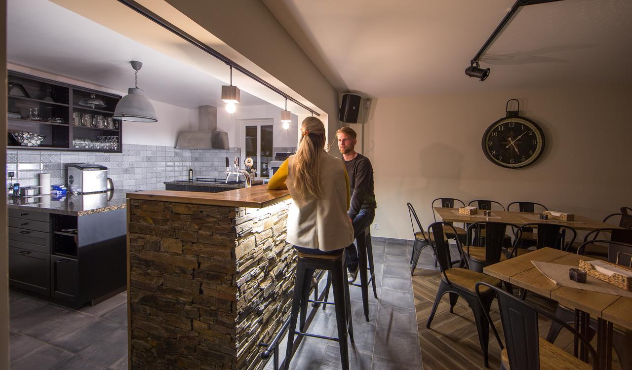 Smrcina Resort Eksteriør bilde