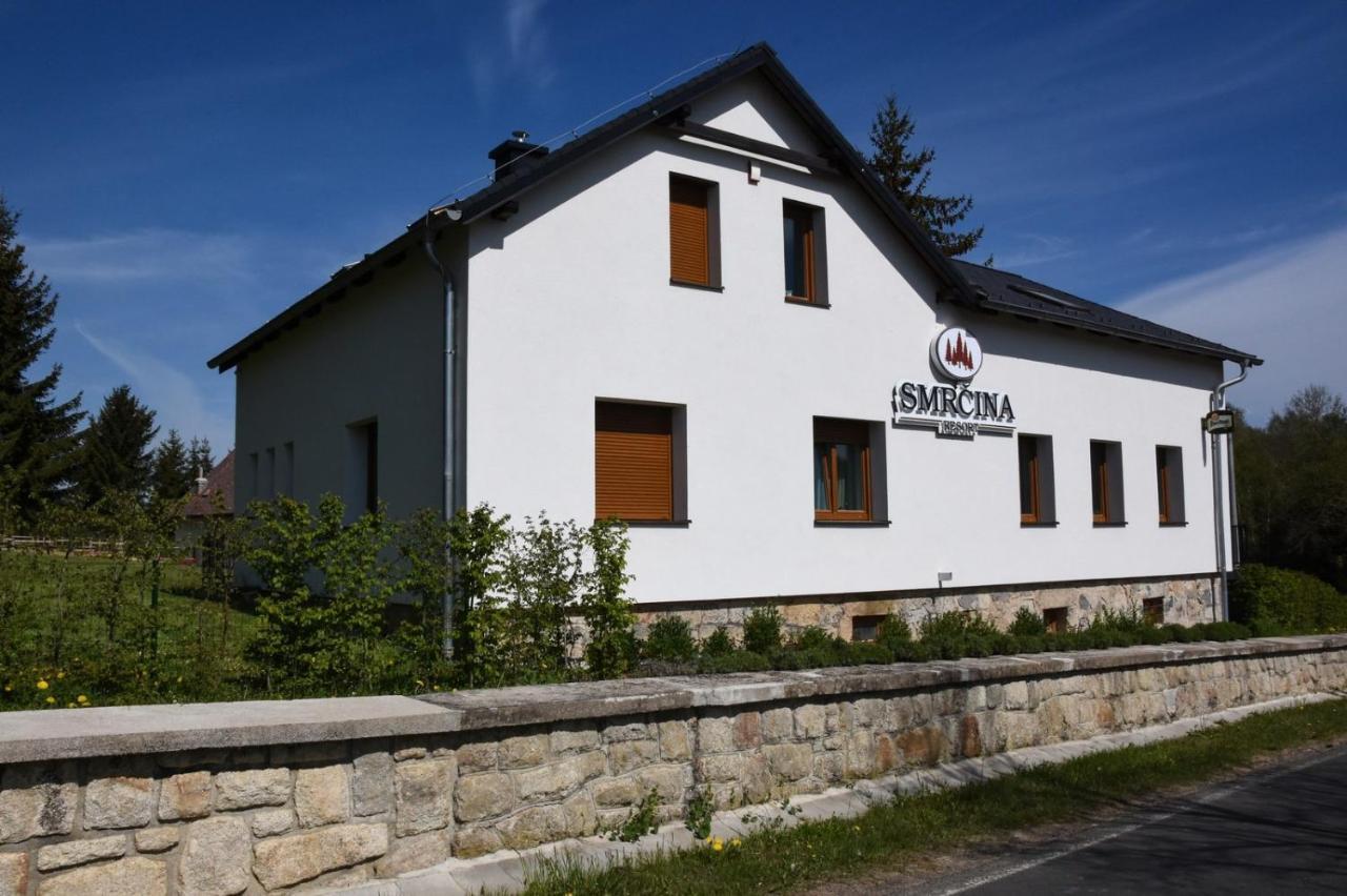 Smrcina Resort Eksteriør bilde