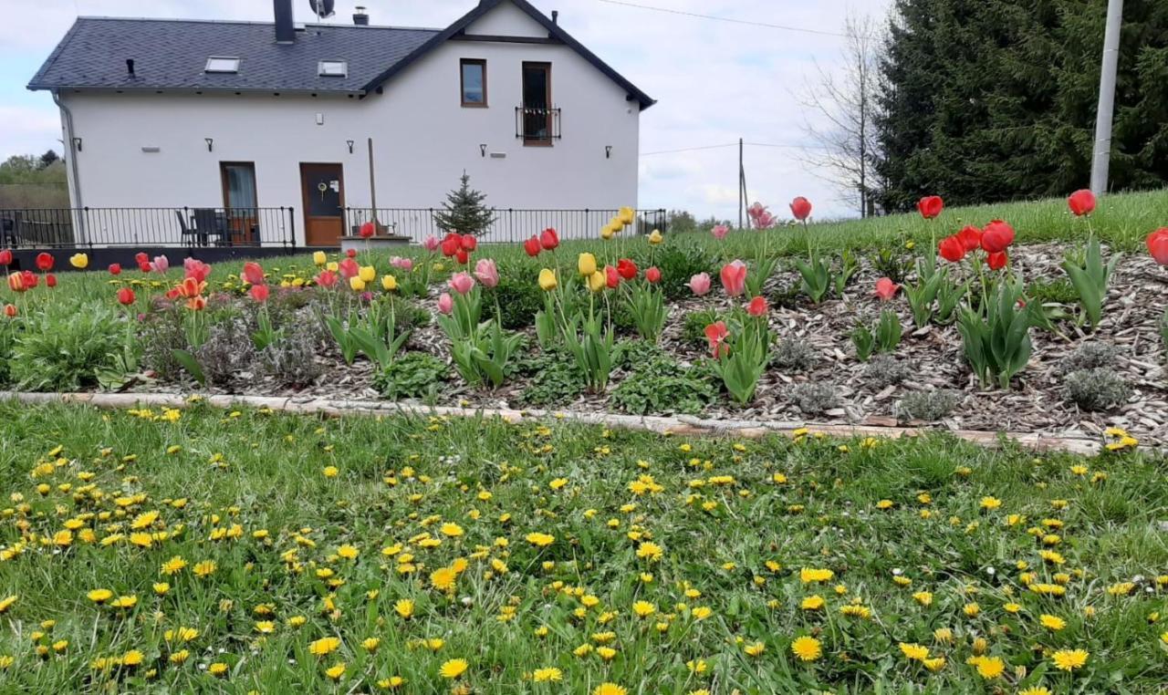 Smrcina Resort Eksteriør bilde